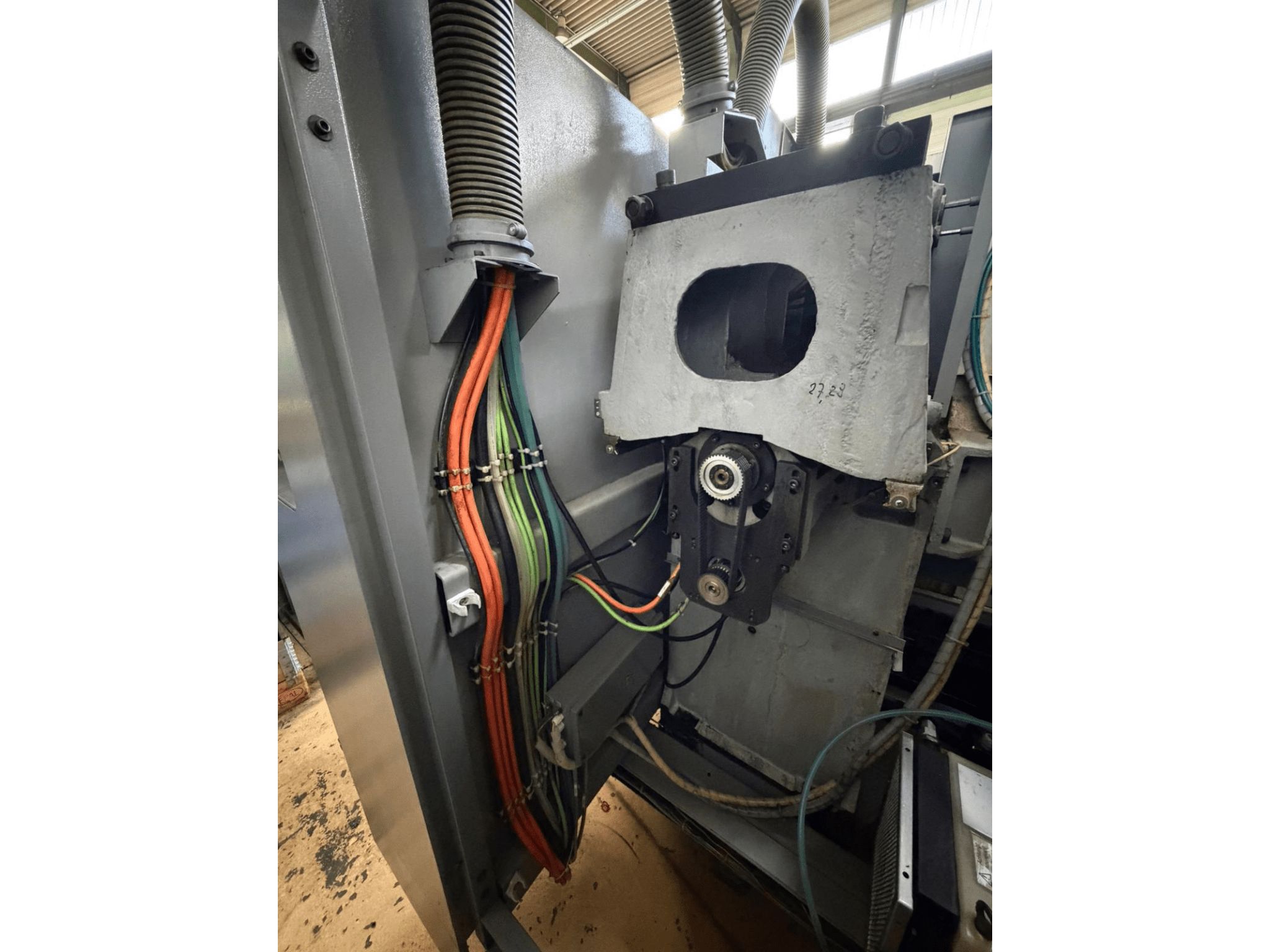 DMG DMC 635 V 05