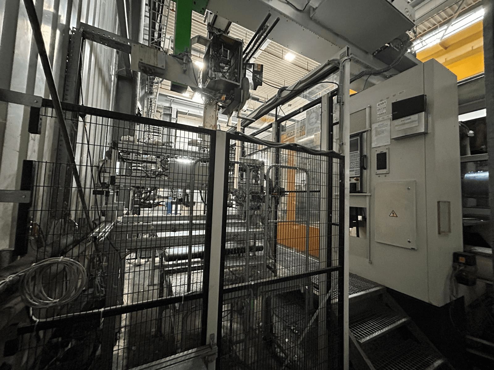 Krauss Maffei 2300-12000 MC 07