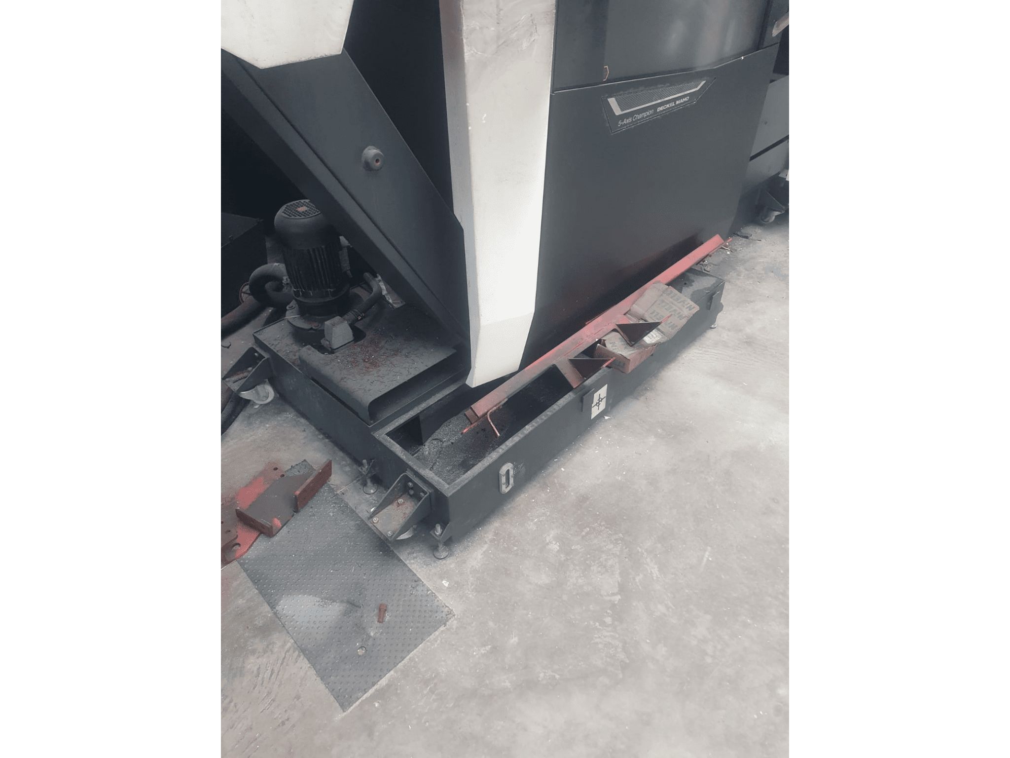 DMG DMU 50 04
