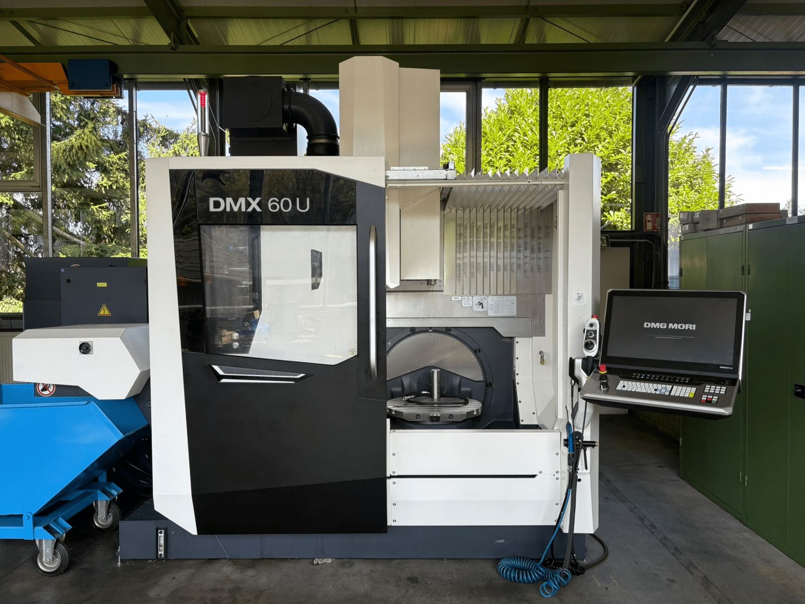DMG Mori DMX 60 U 01 Front view