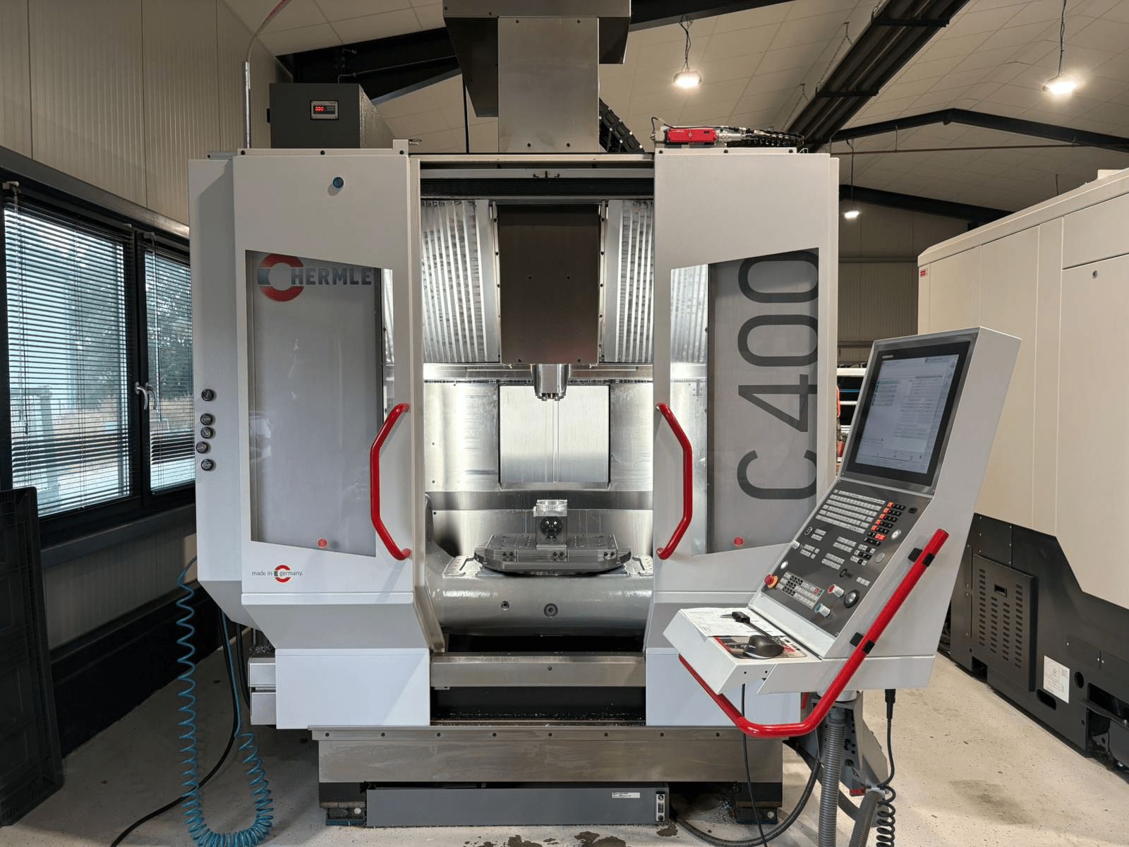 Hermle C 400 U 01 Előlnézet