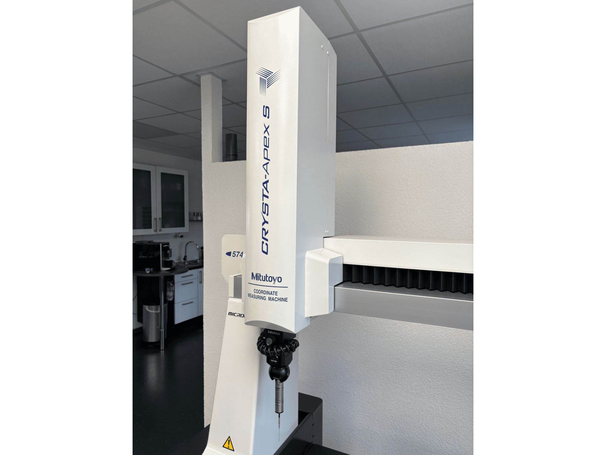 Mitutoyo Crysta-Apex S574 04